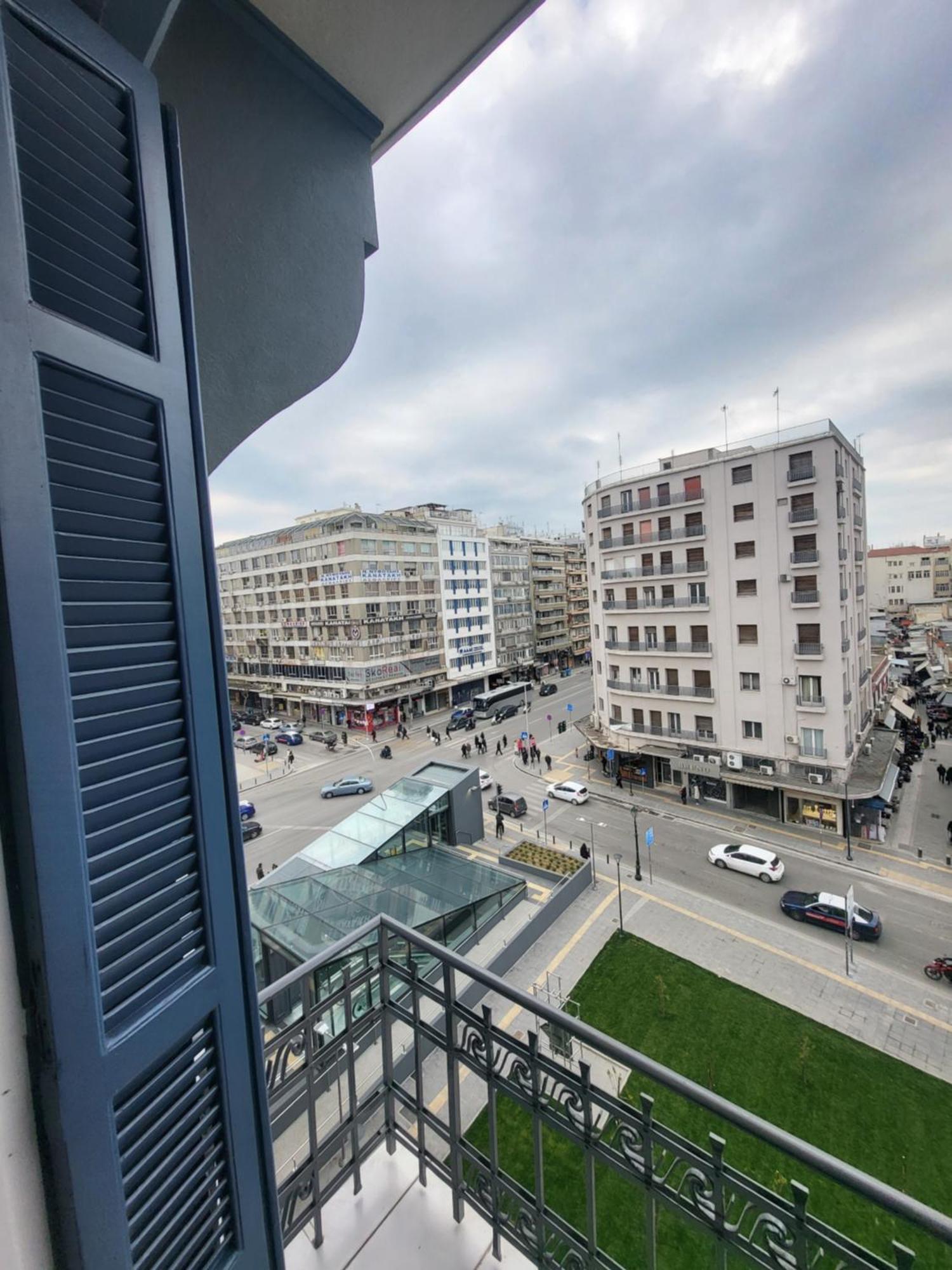# Alegra , 10mtrs From Venizelou Metro Station * Soluň