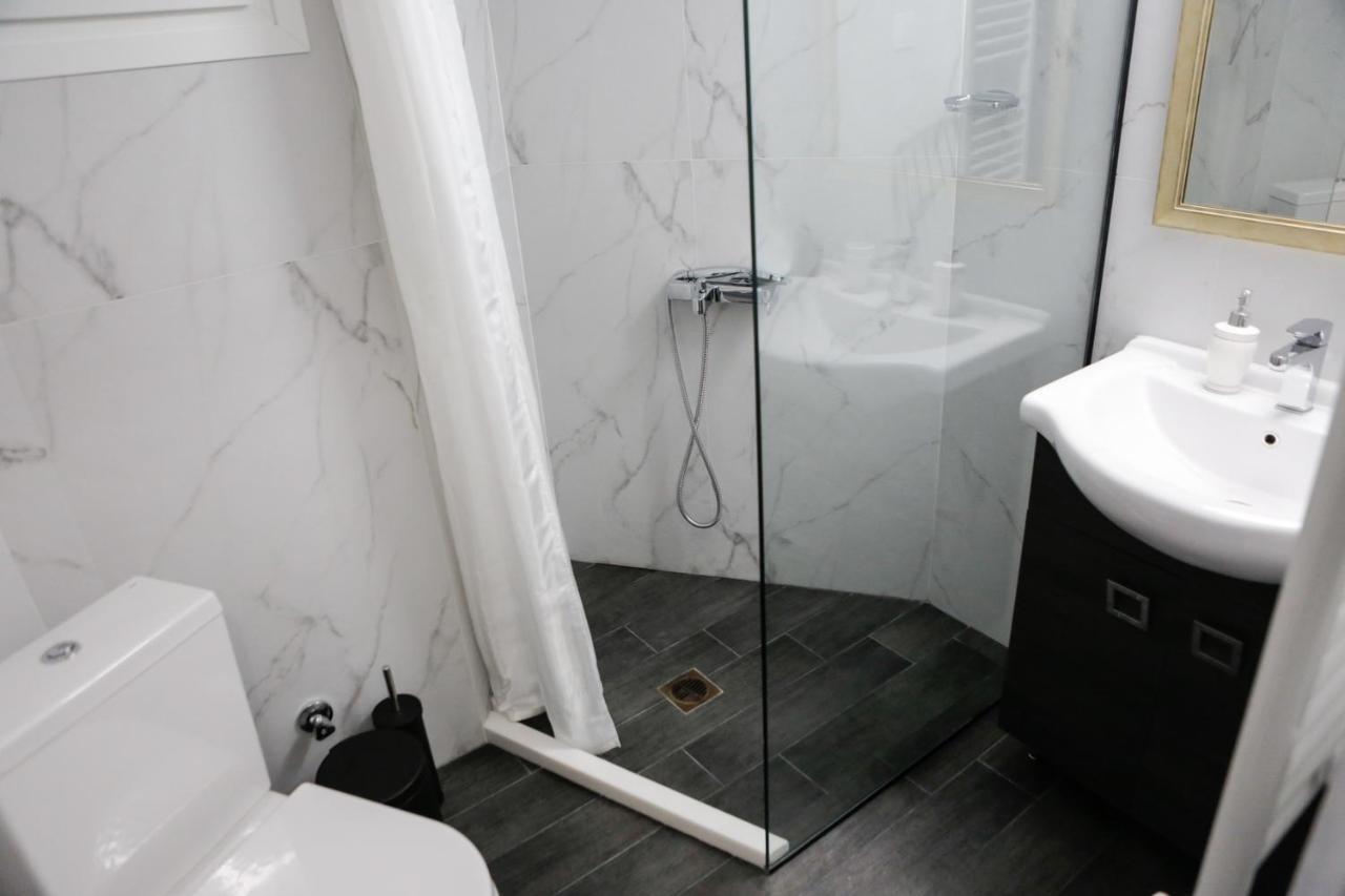# Alegra , 10mtrs From Venizelou Metro Station Apartmán