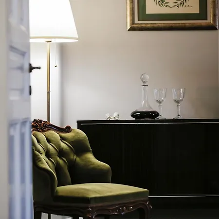 # Alegra Apartment , 10Mtrs From Venizelou Metro Station Thessaloniki Buitenkant foto